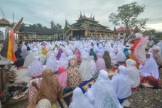 Jamaah Tarekat Syattariyah...