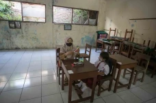 SD Negeri di Solo Ini...