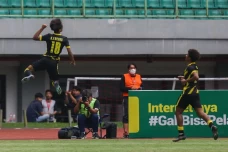Bantai Vietnam 3-0,...
