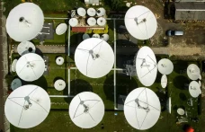Peringatan Hari Satelit...