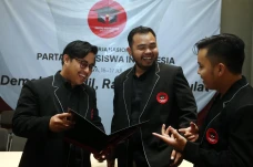 Rakernas Perdana di...
