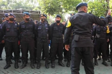 405 Personel Polisi...