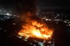 Penampakan Udara Kebakaran...