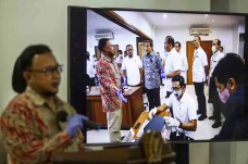 Komnas HAM Minta Tim...
