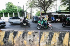 Bikin Macet, Jembatan...