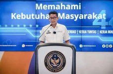 Singgung Isu Mogok di...