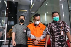 KPK Tahan Wakil Ketua...