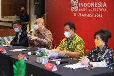 Sambut HUT RI Ke-77,...