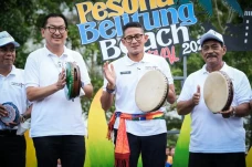 Bangkitkan Perekonomian...