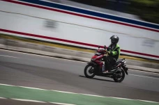Kenaikan Tarif Ojek...