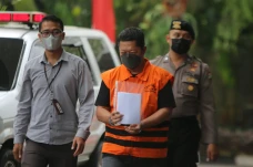 Pemeriksaan Perdana...