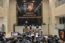 Tersangka Putri Candrawathi...