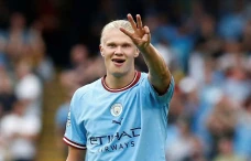 Cetak Hat-trick, Erling...