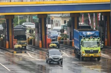 Siap-Siap, Bayar Tol...
