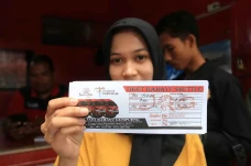 Kenaikan Tarif Angkutan...
