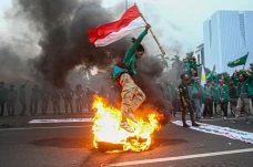 Demo Tolak Kenaikan...