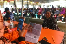 Pencairan BLT BBM dan...