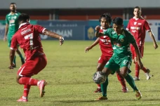 PSS Sleman Kalahkan...