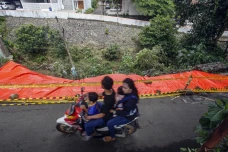 Waspada, Jalan Alternatif...