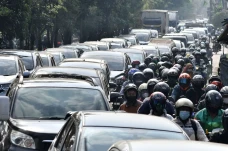 Atasi Kemacetan, Jam...
