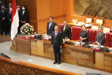 Rapat Paripurna DPR...