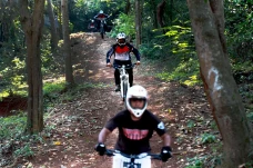 Ratusan Pesepeda MTB...