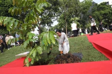 Puan Maharani Ajak Delegasi...