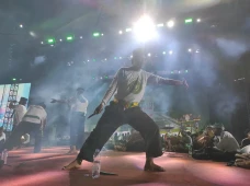 Puluhan Ribu Pendekar...