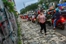 Pemkot Depok Bangun...
