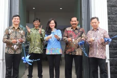 MNC Sekuritas Resmikan...
