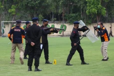 Rekonstruksi Tragedi...