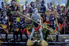 Festival Danau Sentani...