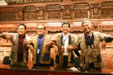 Helat Konser Akbar,...
