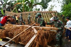 Puluhan Rumah di Madiun...