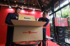 Lion Parcel Luncurkan...