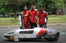 Mobil Listrik Hemat...