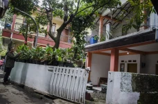 Penampakan Kediaman...