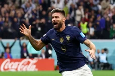 Gol Olivier Giroud antar...