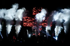 Martin Garrix Tutup...