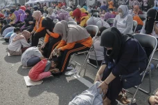 2.000 Anak Ikuti Aksi...