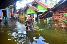 Banjir di Kudus Meluas,...