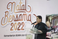Erick Thohir Ajak Keluarga...