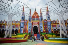 Target Kunjungan Wisatawan...