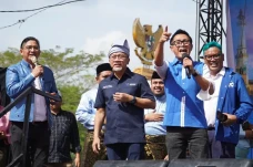 Zulhas Ajak Erick Thohir,...