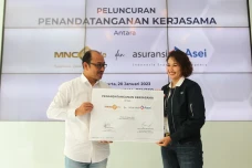 MNC Life Gandeng Asei...