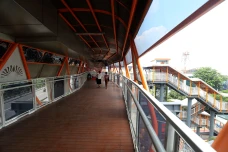 Ujicoba Skywalk Kebayoran...