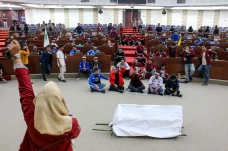 Tolak Perppu Cipta Kerja,...