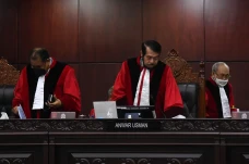 Tok! MK Tolak Legalkan...