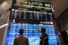 IHSG Ditutup Menguat...