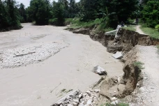 598 Rumah Terendam Banjir...